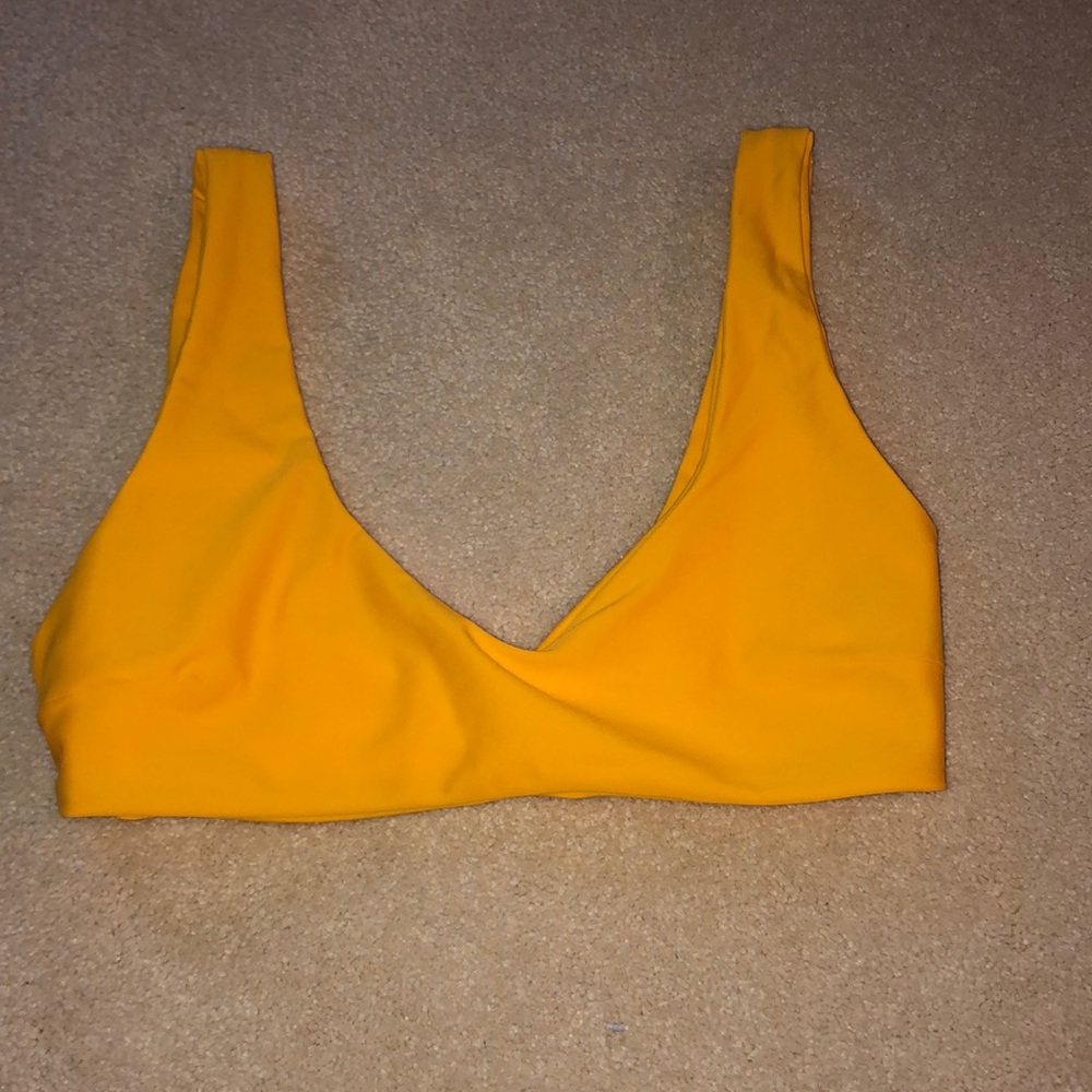 Brand-new Blackbough mango bikini top